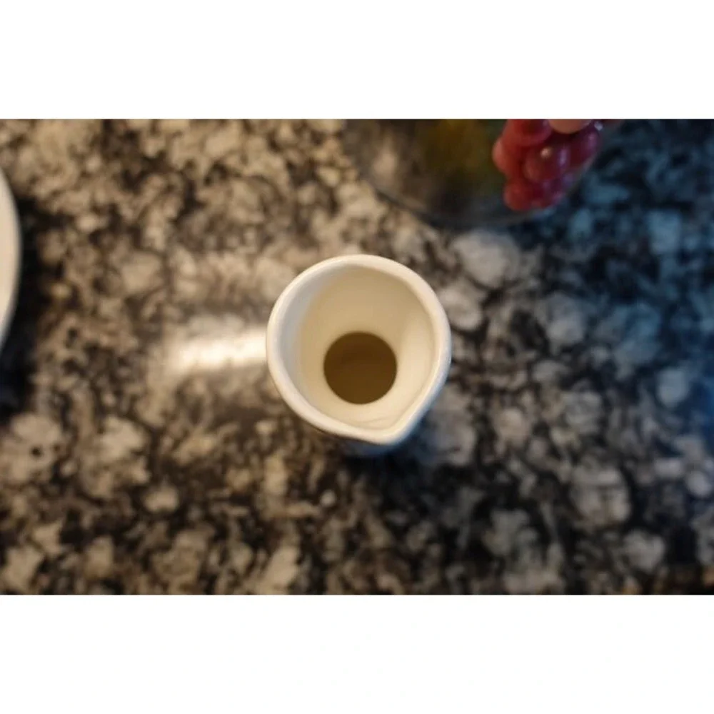 Small‎ Sake bottle MIYAKO fine porcelain white CRUET servingware